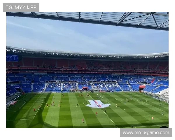 足球球星mix带你领略绿茵场上的激情与传奇故事